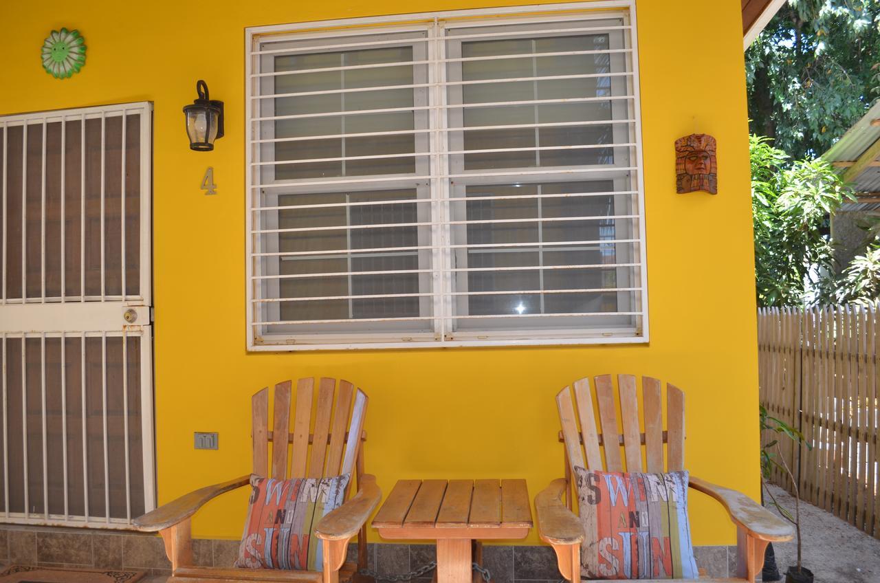 Khalkob'S Estate Apartment Placencia Bagian luar foto