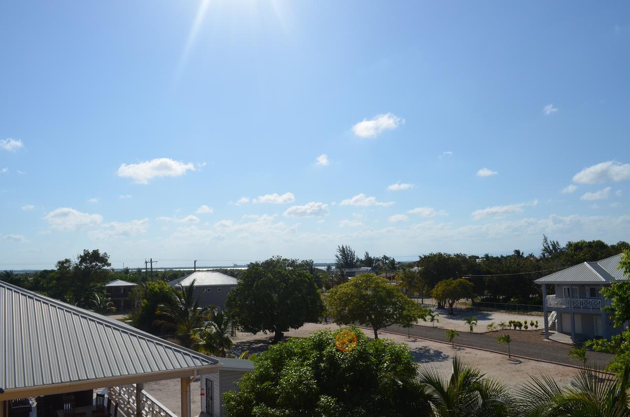 Khalkob'S Estate Apartment Placencia Bagian luar foto