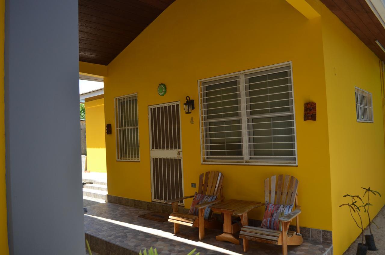 Khalkob'S Estate Apartment Placencia Bagian luar foto