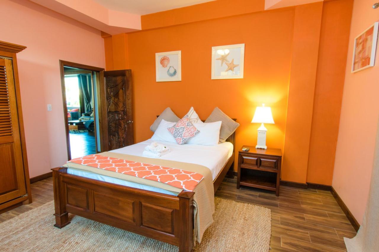 Khalkob'S Estate Apartment Placencia Bagian luar foto