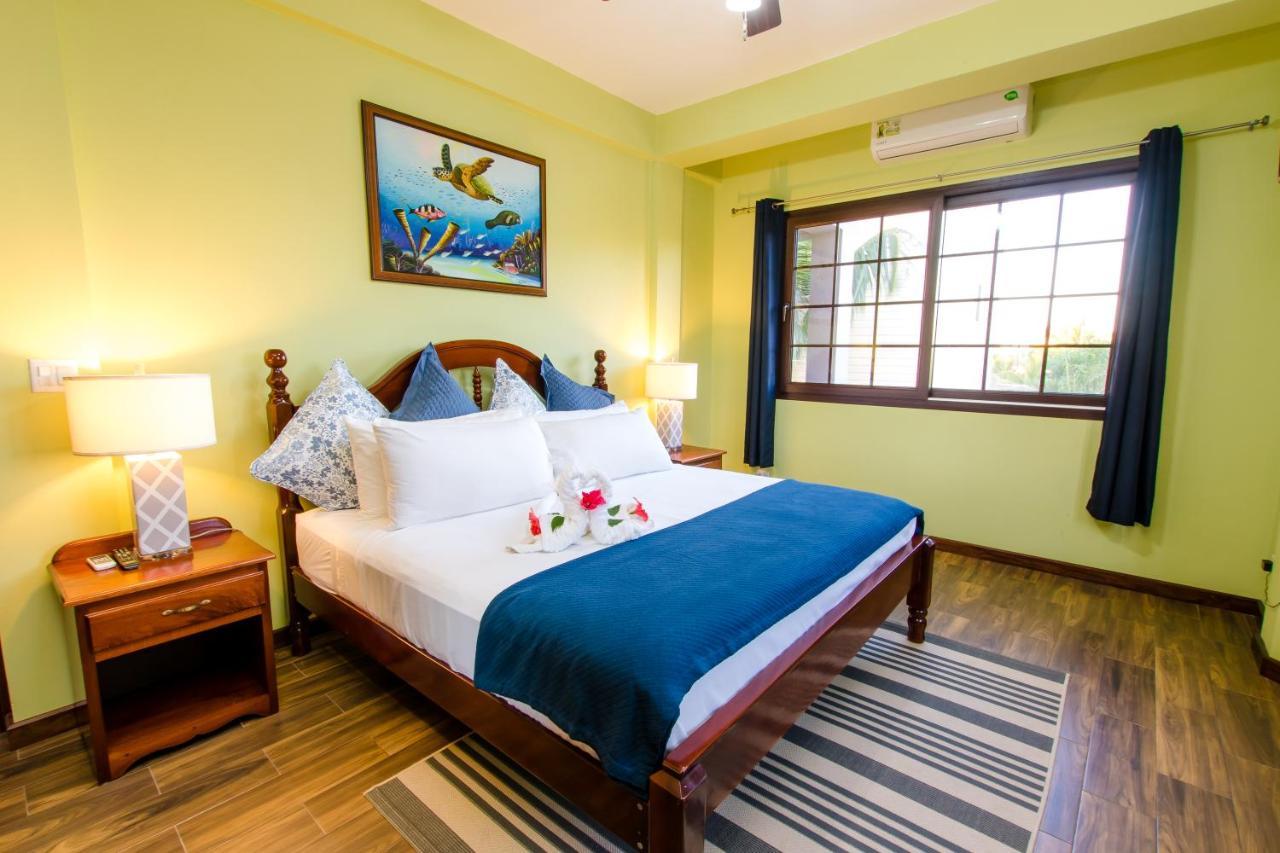 Khalkob'S Estate Apartment Placencia Bagian luar foto