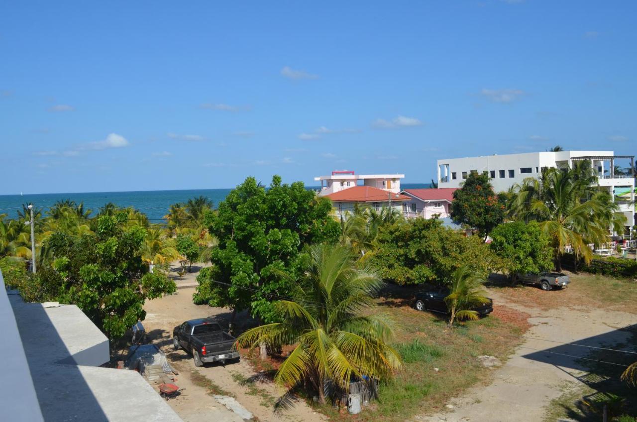 Khalkob'S Estate Apartment Placencia Bagian luar foto